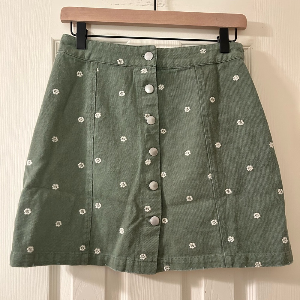 Miami Green Embroidered Floral Button-Up Mini Skirt